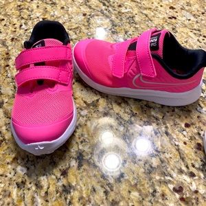 Brand new never worn toddler girl hot pink Nike sneakers